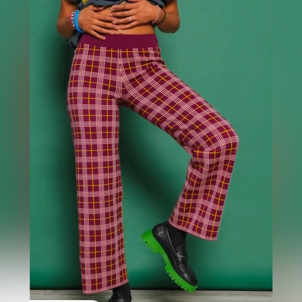 Daydreamer Boysenberry Plaid Knit Pant Size Medium NWT